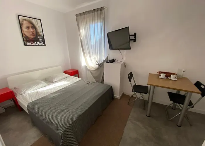 Modlinska 267 No 2 *