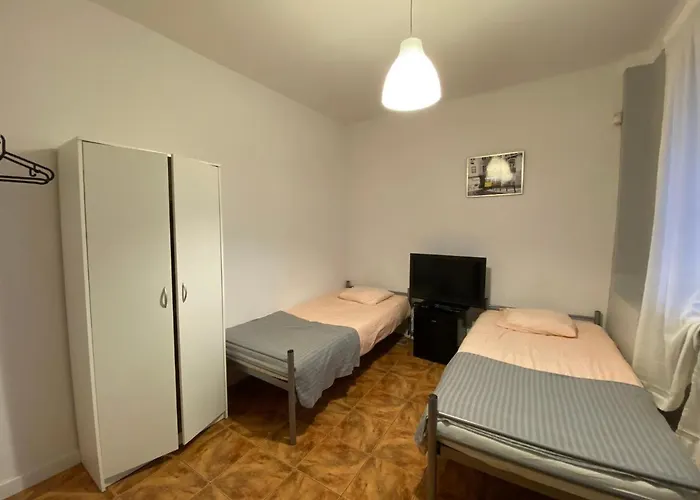 Modlinska 267 No 2 Quarto em Acomodações Particulares Varsóvia
